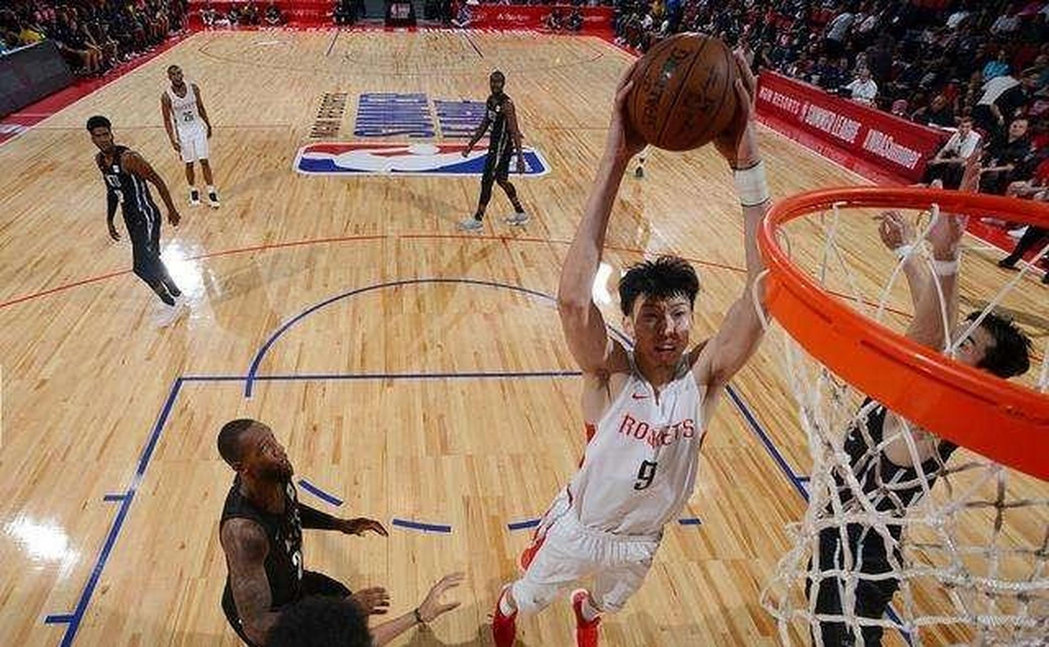 周琦nba集锦,周琦nba得分集锦