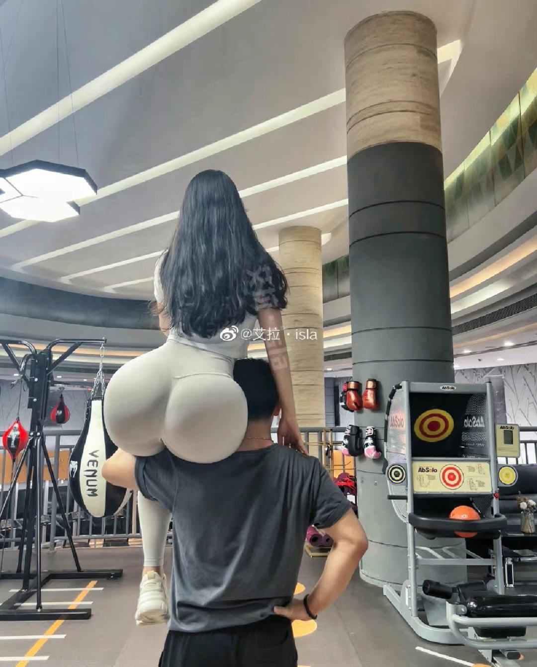 英超美臀,英超第一大美女