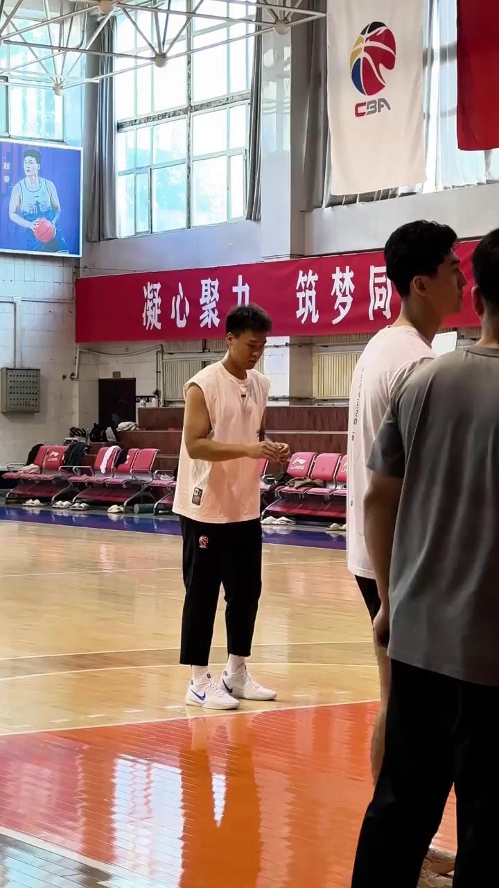 CBA球队文化：如何塑造强大的队内氛围的简单介绍