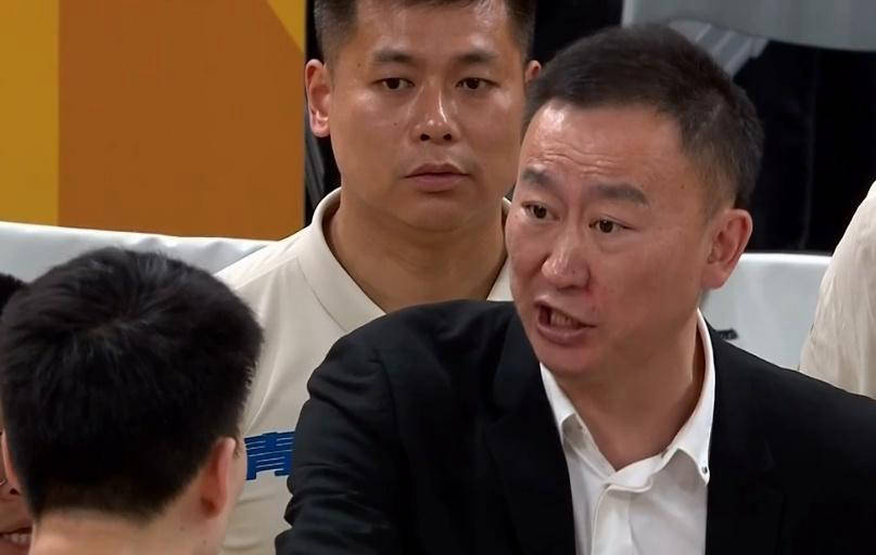 关于奎因达里·韦瑟斯庞在季后赛中发挥稳定，提升青岛国信制药防守实力的信息