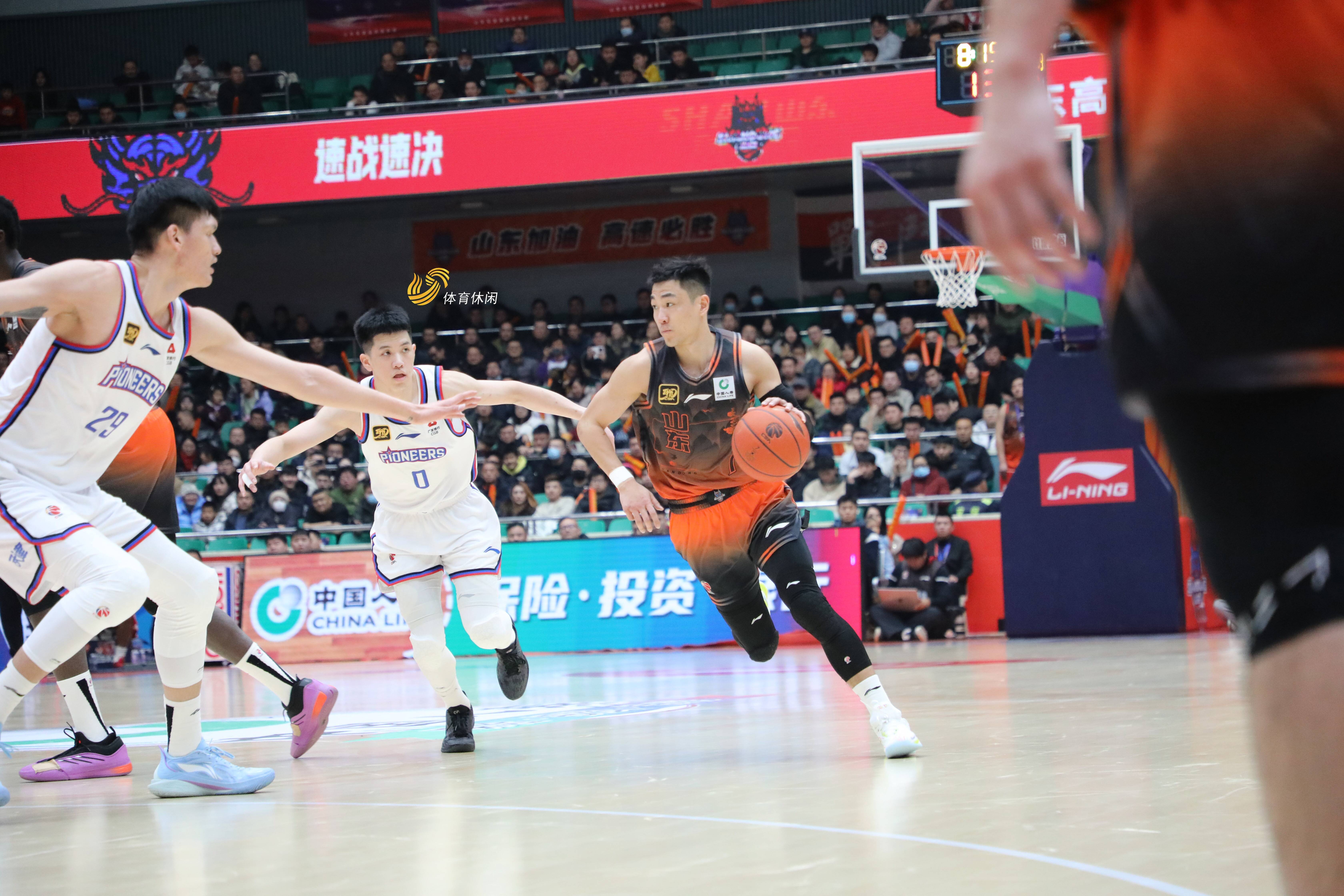 山东高速男篮通过季前赛磨合阵容的简单介绍