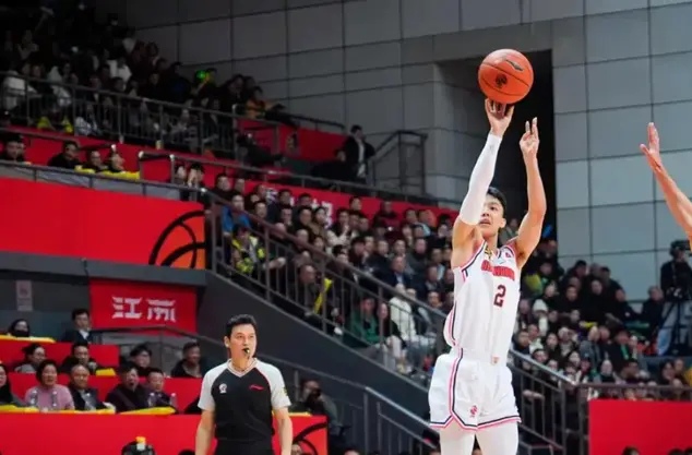 关于广东宏远迎来三连胜，球队磨合逐渐成熟的信息